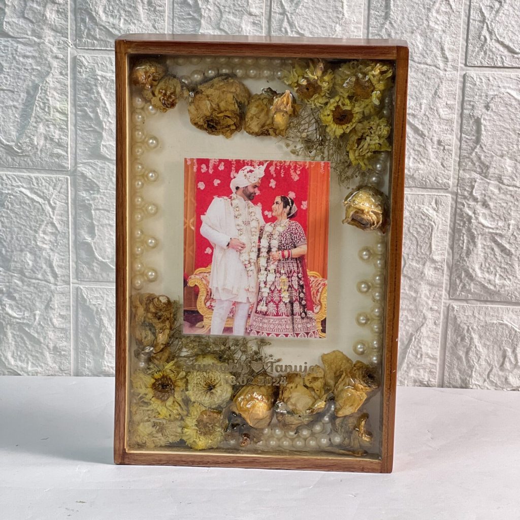 8×12 inch teakwood resin frame with wedding varmala & photo preservation