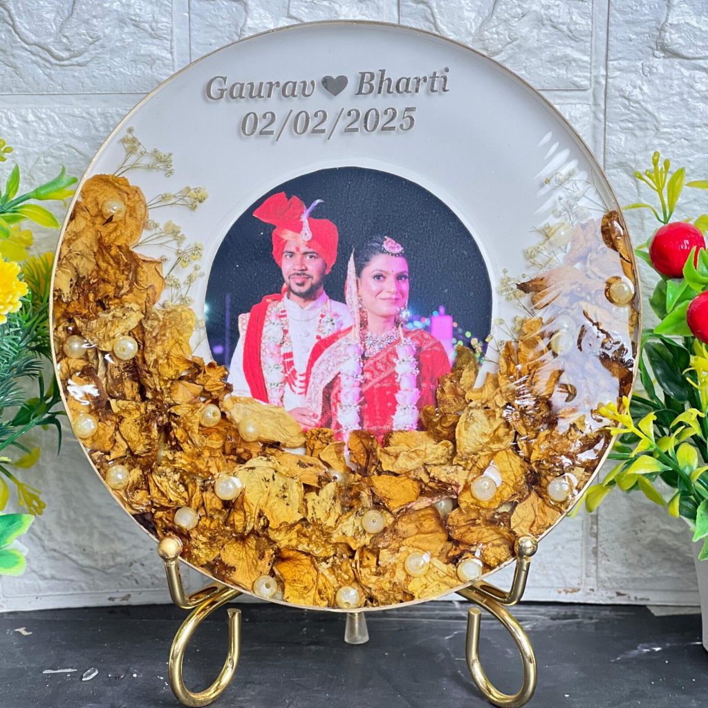Wedding Photo Frame with Varmala Flowers Preserved in Resin – 8 Inch