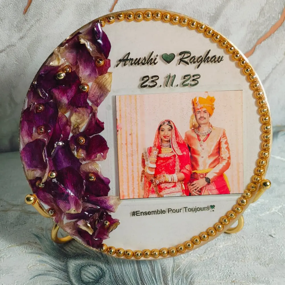 Resin Photo Frame | Varmala Preservation (6 Inch)