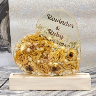 Preserving Flowers in Resin LED Lamp