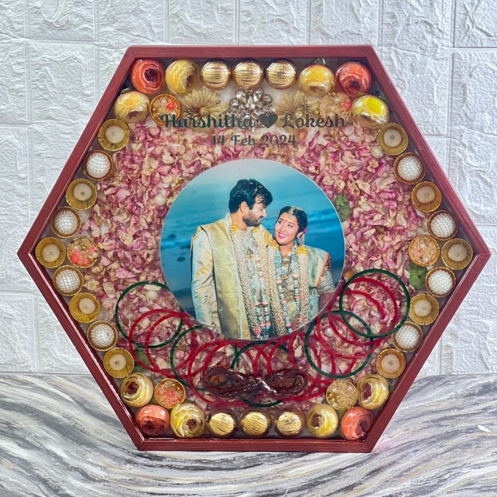 Hexagon Resin Preserved Frame ( 16 inch ) | Resin Preservation