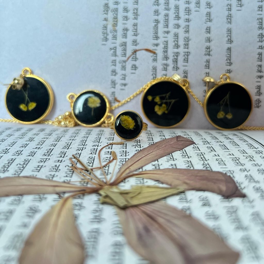 Real Flower Preservation Resin Jewellery Set