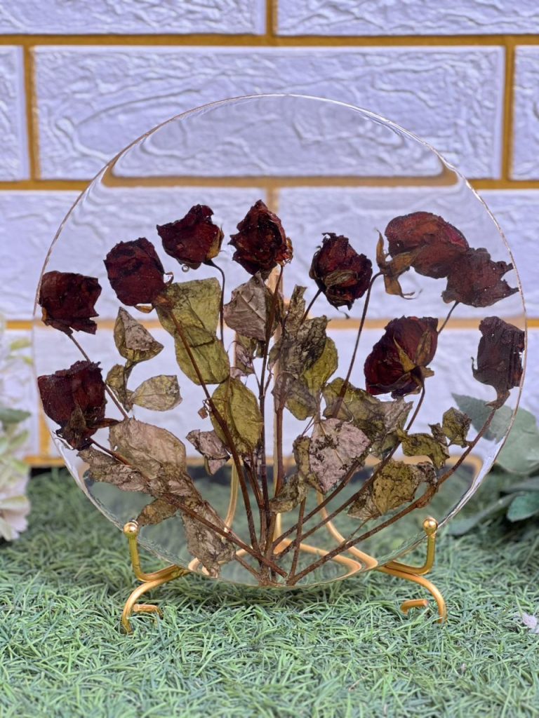 8 Inch Rose Flower Preservation in Resin Frame