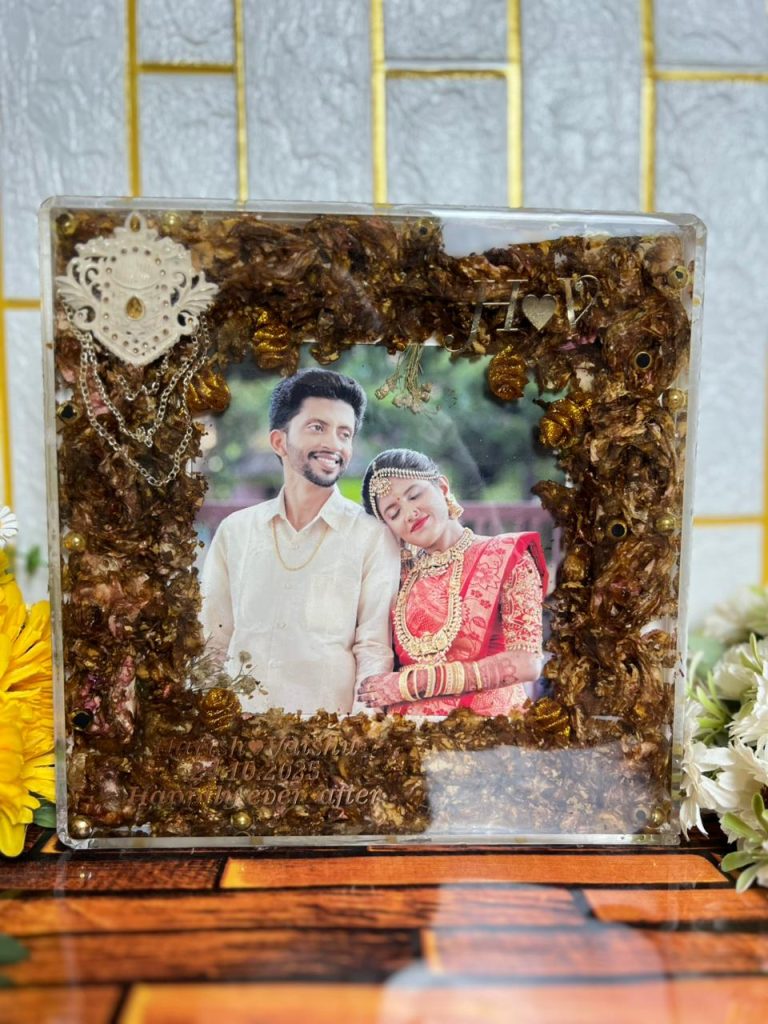 10 Inch Square Resin Frame with Wedding Flowers Preservation
