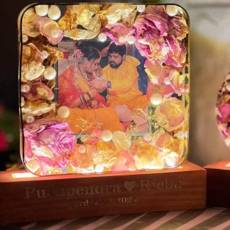 LED Resin Lamp with Varmala Photo Preservation – 6 Inch