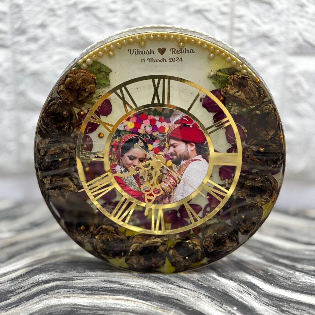 Resin Wall Clock with Wedding Garland Preservation ( 12inch )