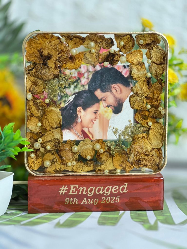 6 Inch Resin Frame With Engagement Memories