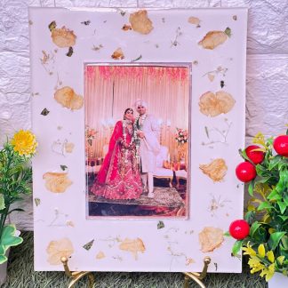 Epoxy Photo Frame with Real Flowers Preservation – 9×11 Inch