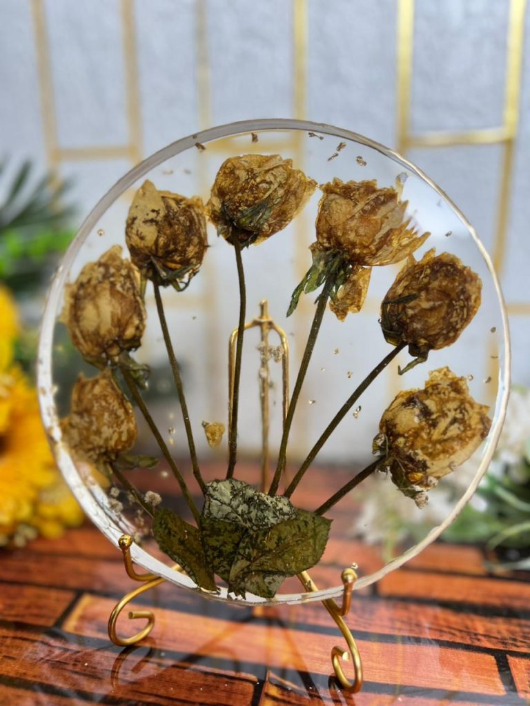 8 Inch Round Resin Frame For Rose Preservation