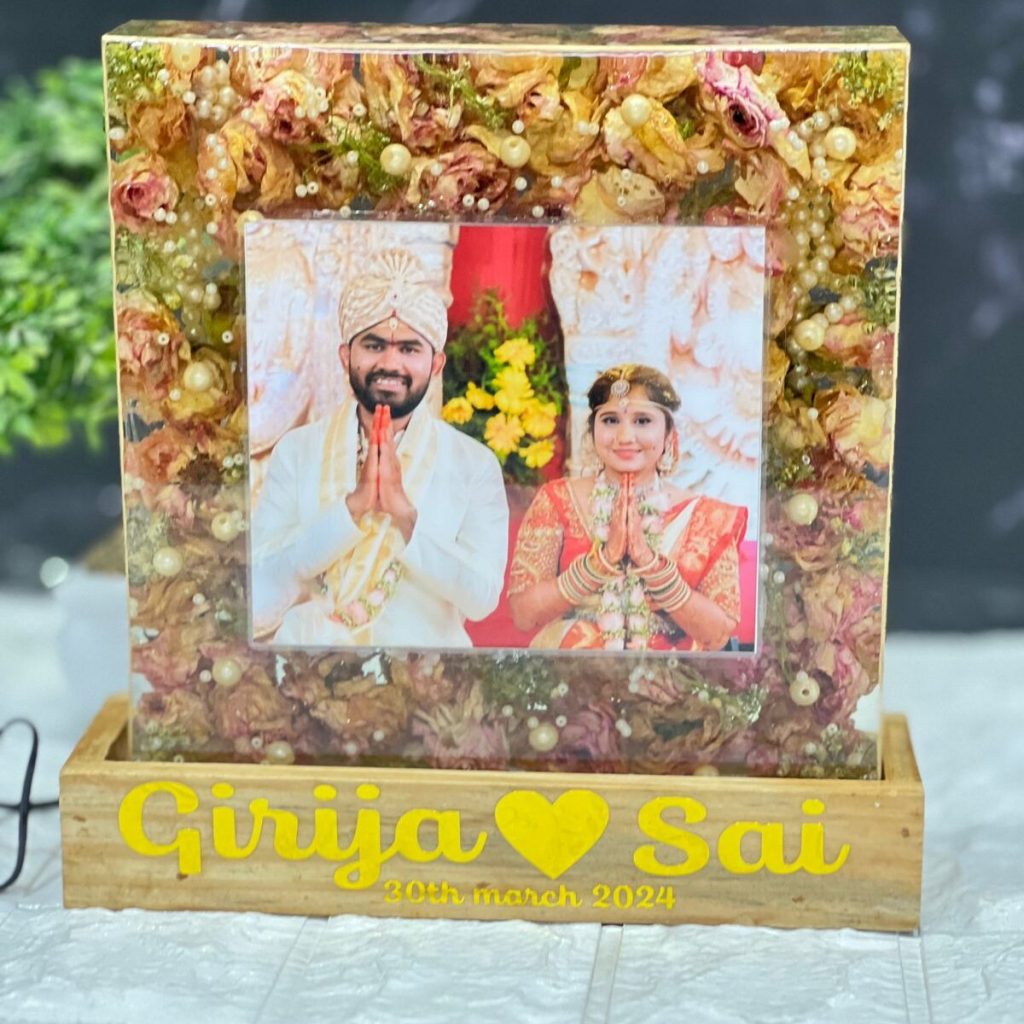 Wedding Varmala Preservation in Resin Keepsake ( 8 inch )