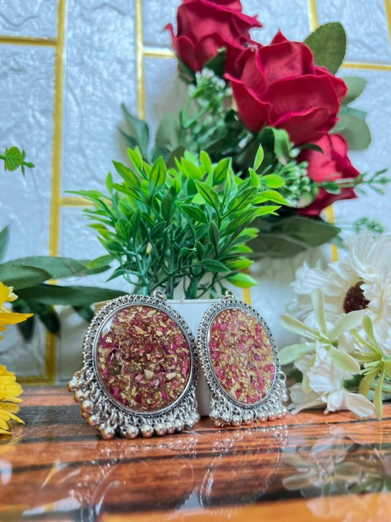 Resin Jewelry Set With Garland Preservation