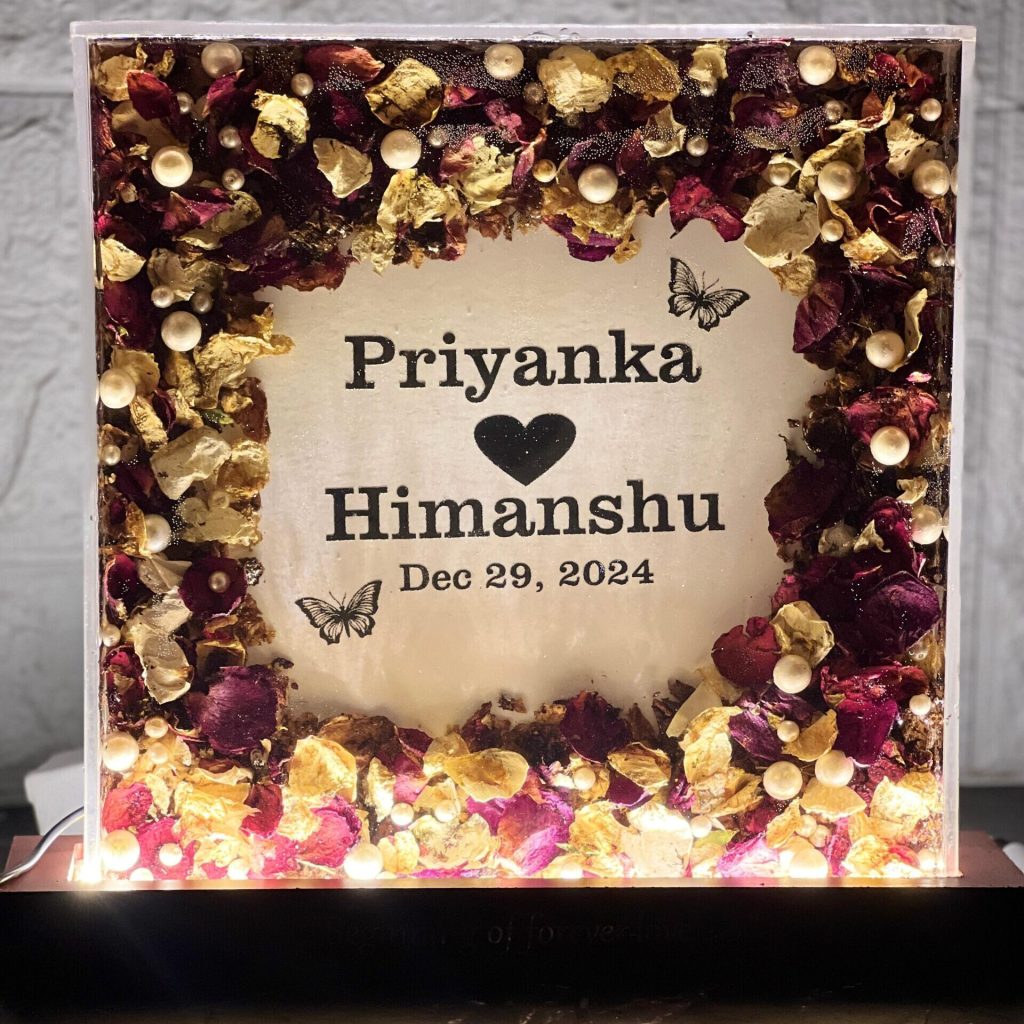 LED Resin Name Frame with Flower Preservation – 10 Inch