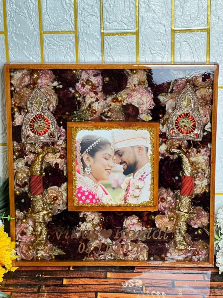 16 x 16 Inch Resin Wedding Garland Preservation Wall Frame